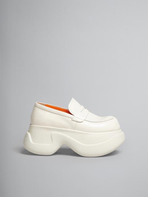 Marni WHITE LEATHER ARAS 23 CHUNKY MOCASSIN