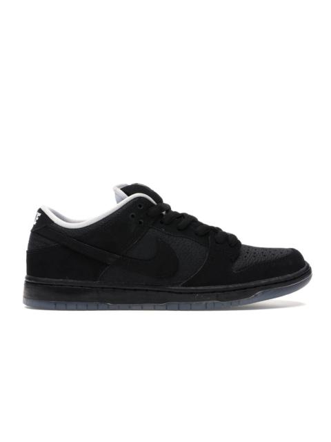 Nike SB Dunk Low Atlas 35MM Black (Special Box W/ Accessories)