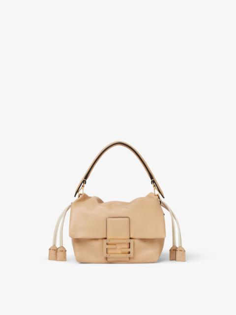 FENDI Mamma Baguette Small