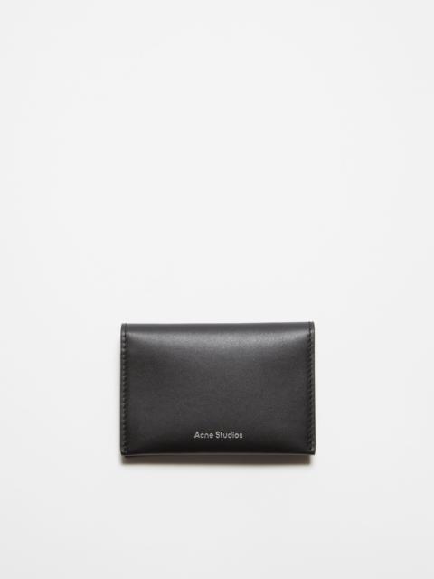 Folded leather wallet - Black