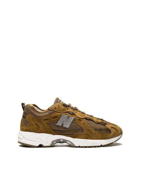 New Balance 827 low-top sneakers "Thisisnevertha"