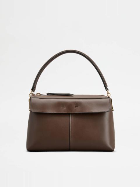 Tod's TOD'S T CASE BAULETTO IN LEATHER SMALL - BROWN