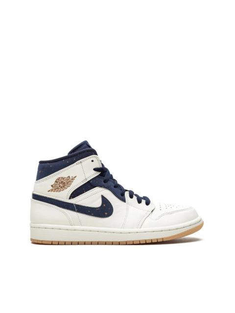 Air Jordan 1 Mid "Jeter" sneakers