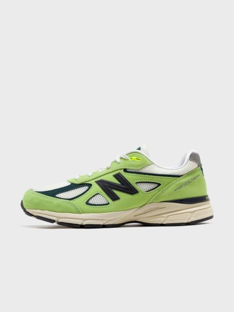 New Balance 990