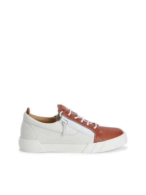 Giuseppe Zanotti 샤크 2.0 스니커