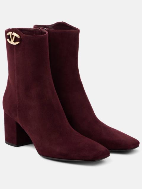 VLogo The Bold Edition suede booties