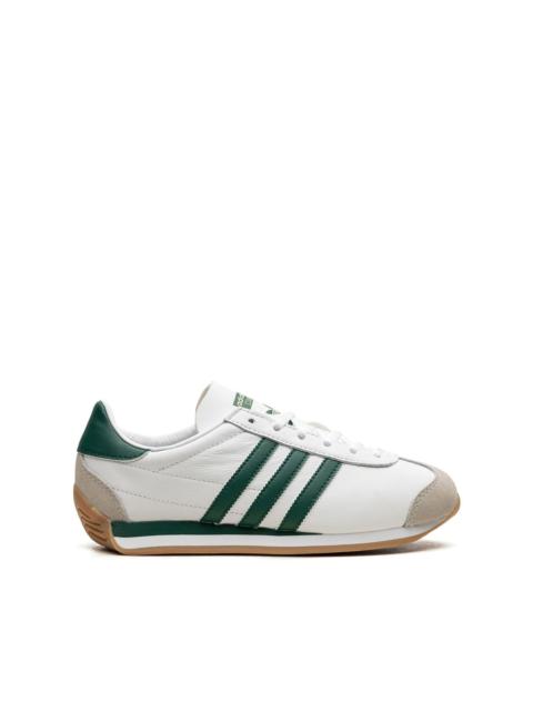 Country "White/Green" sneakers