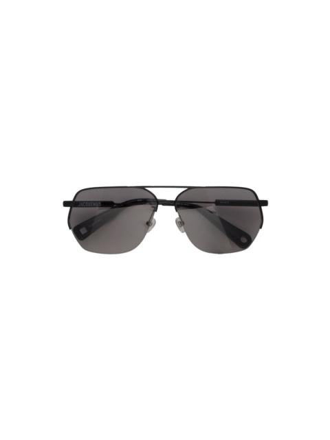 JACQUEMUS X LINDA FARROW AVIATOR SUNGLASSES (BLACK/GRAY)
