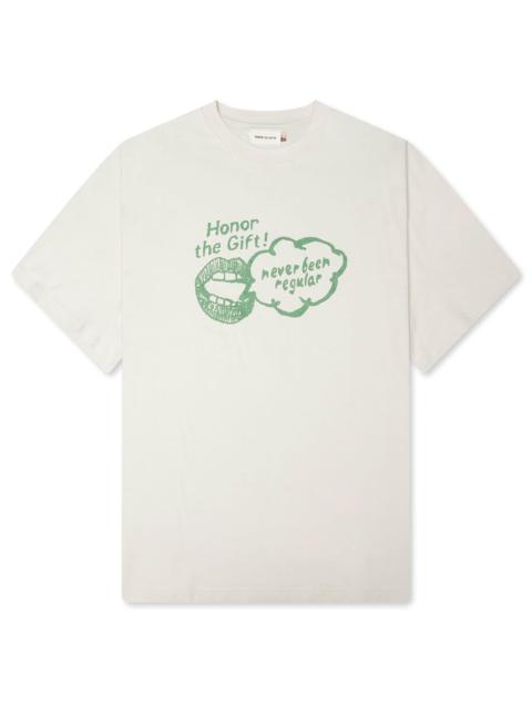 HONOR THE GIFT NEVER BEEN REGULAR TEE - GREY