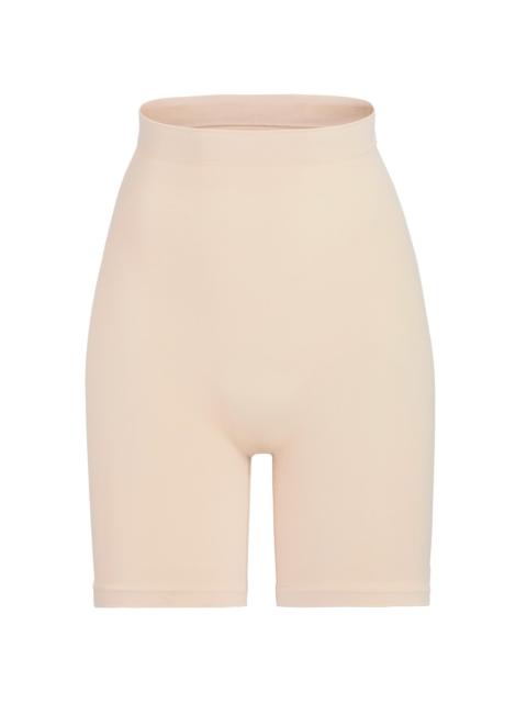 SKIMS Women's Seamless Sculpt High-Waisted Above-The-Knee Shorts - Clay