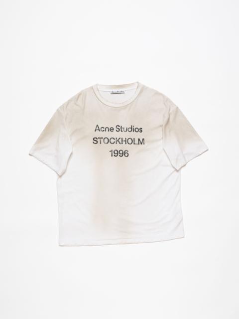 送料無料 通販 ファッション studios tシャツ acne トップス