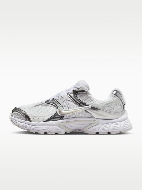 Nike Nike V5 RNR Women's Shoes with Reflective Accents