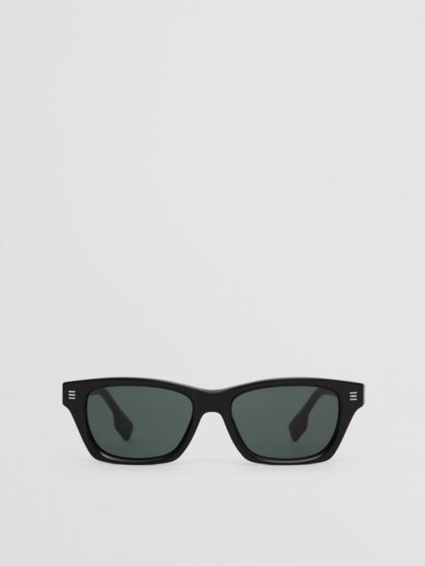 Burberry Logo Detail Rectangular Frame Sunglasses