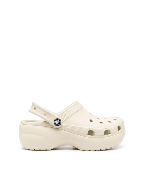 crocs logo-plaque platform clogs