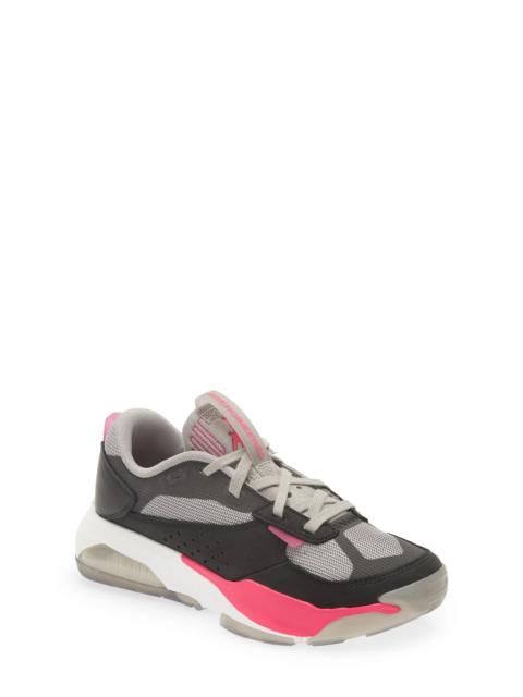 Air 200E Sneaker in Medium Grey/Pink Prime/Black