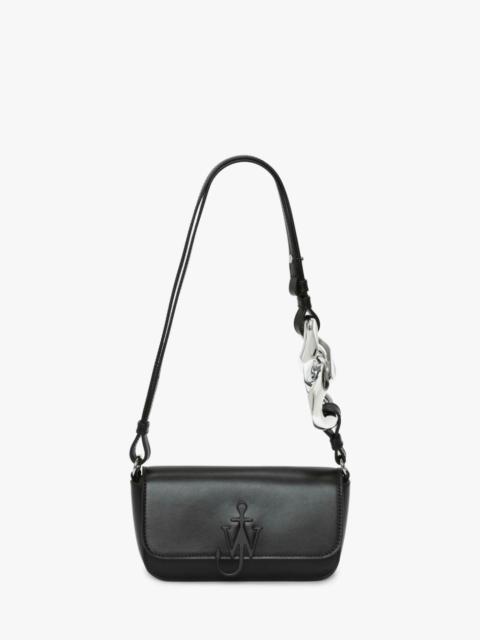 JW Anderson ANCHOR CHAIN BAGUETTE - LEATHER SHOULDER BAG