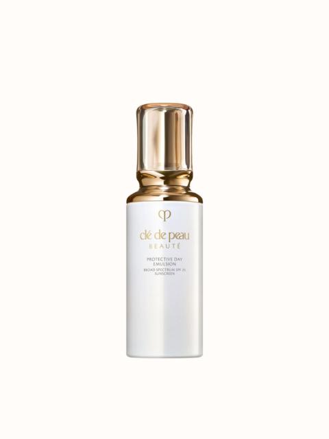 Clé de Peau Beauté Protective Day Emulsion SPF 25
