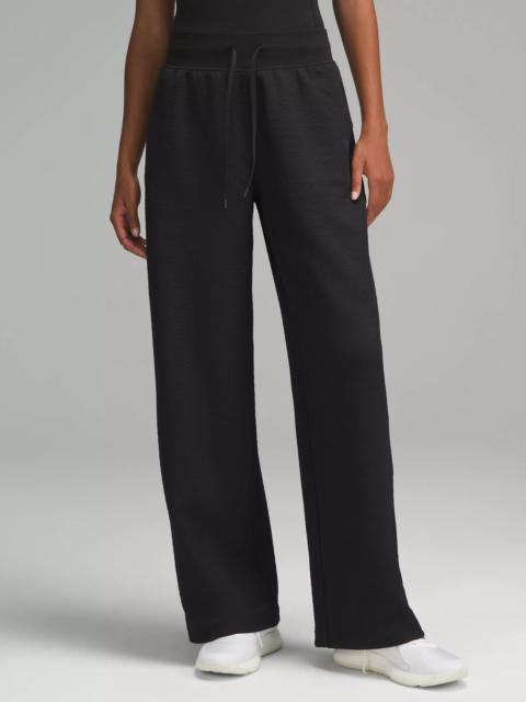 Textured Wide-Leg High-Rise Track Pant *Regular