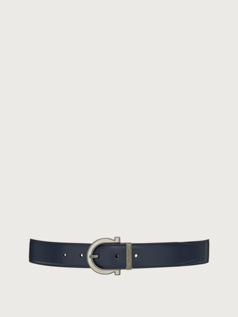 Reversible and adjustable Gancini belt