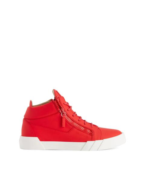 The Shark 5.0 sneakers