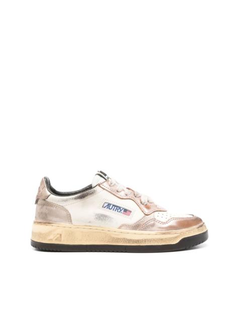 AUTRY Medalist Super Vintage distressed sneakers