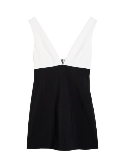 Alice + Olivia Alice + Olivia Mandy Plunge V-neck Crepe Mini Dress
