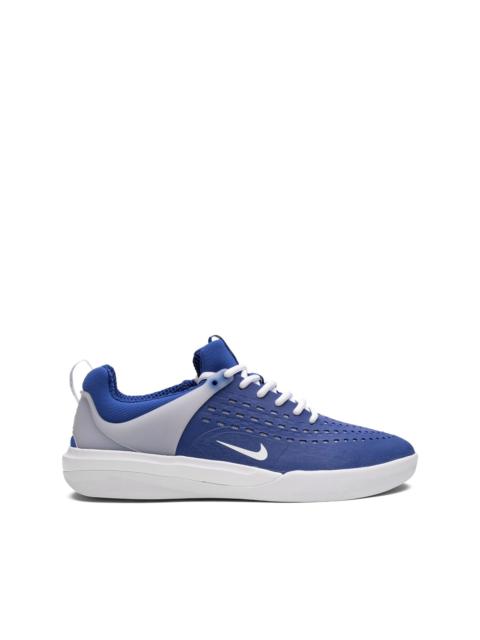 SB Zoom Nyjah 3 sneakers