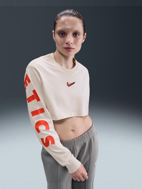 Nike Nike Sportswear Women's Oversized Long-Sleeve Cropped T-Shirt