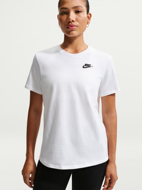 Nike Nike Sportswear Club Essentials Women's T-Shirt