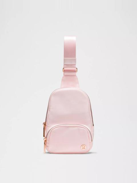 lululemon Everywhere Sling Bag Small 2L