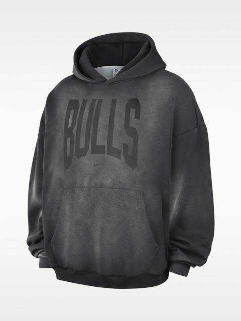 Nike Chicago Bulls Standard Issue Men's Therma-FIT Fleece Washed Basketball Hoodie