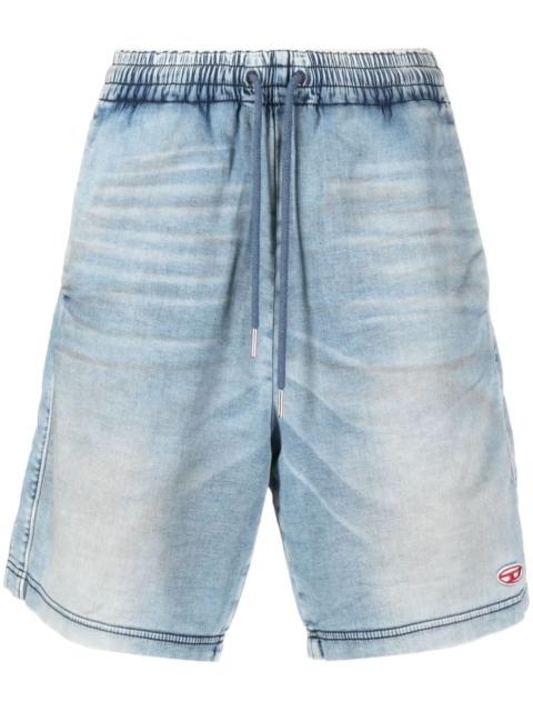 Diesel logo-patch denim shorts