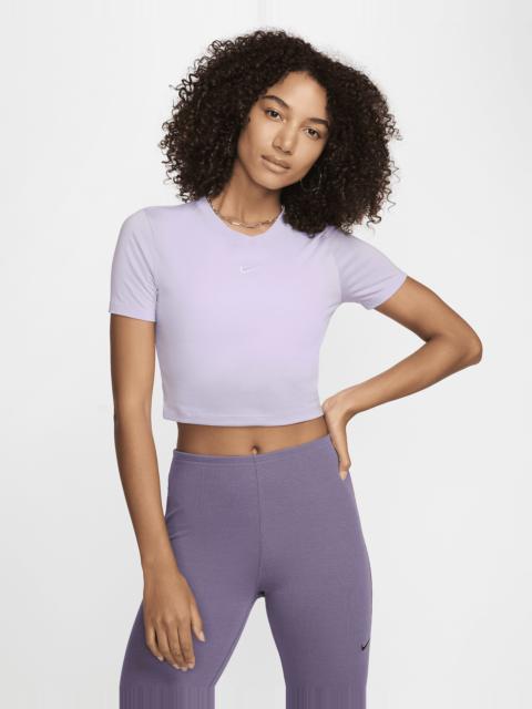 Nike Sportswear Essential Women's Slim Cropped T-Shirt