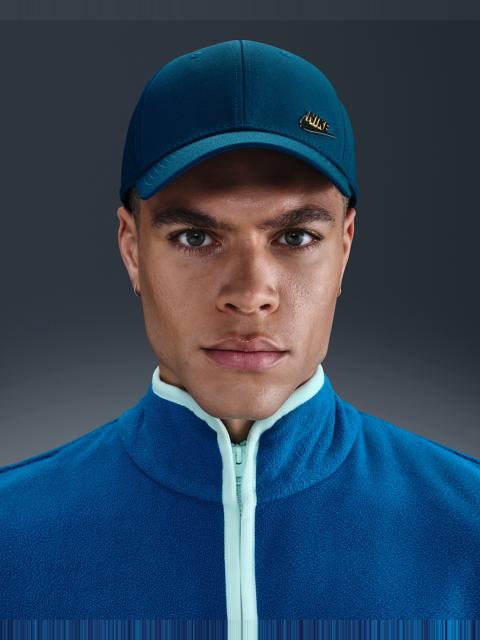 Nike Nike Dri-FIT Club Structured Metal Logo Cap