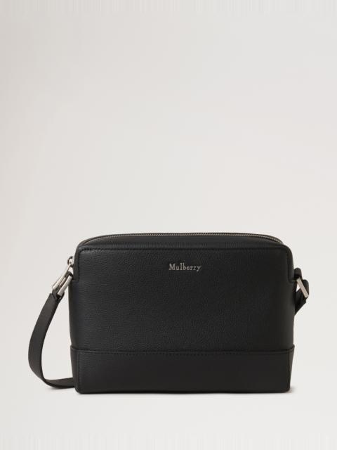 Mulberry Small Farringdon Messenger
Black Small Pebble Grain