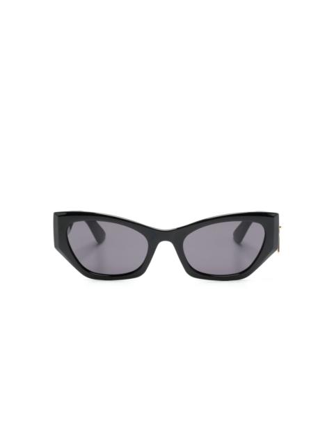 cat-eye sunglasses