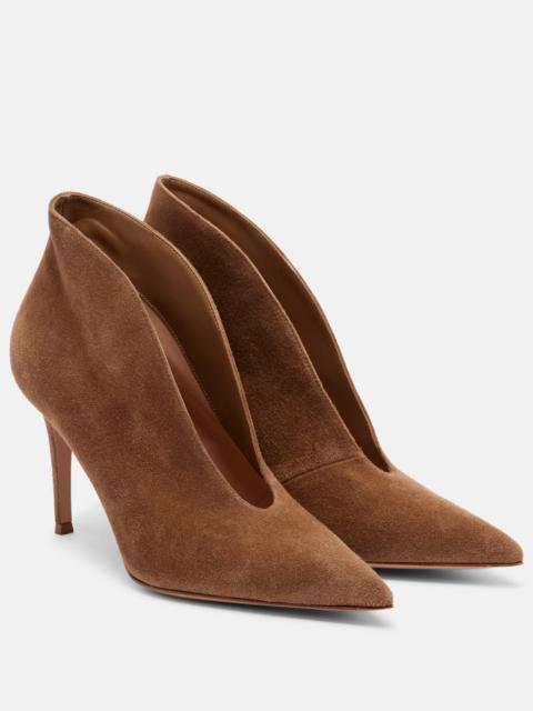 Gianvito Rossi Vania suede pumps