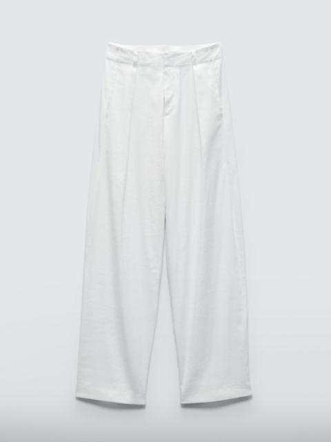 Donovan Linen Pant
Relaxed Fit