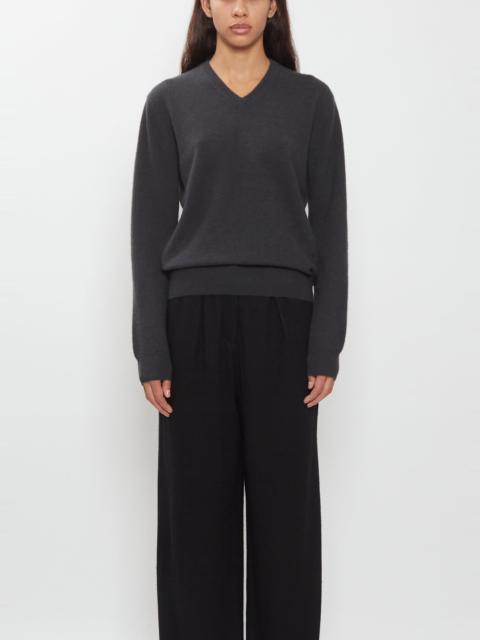FRENCKENBERGER Mini V-Neck Cashmere Sweater — Charcoal