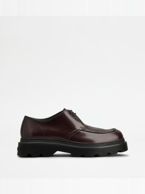 Tod's LACE-UPS IN LEATHER - BURGUNDY