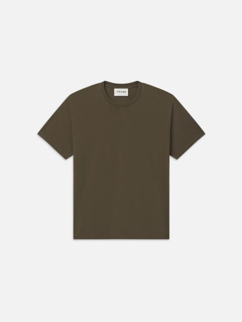 FRAME Logo Tee in Dark Olive