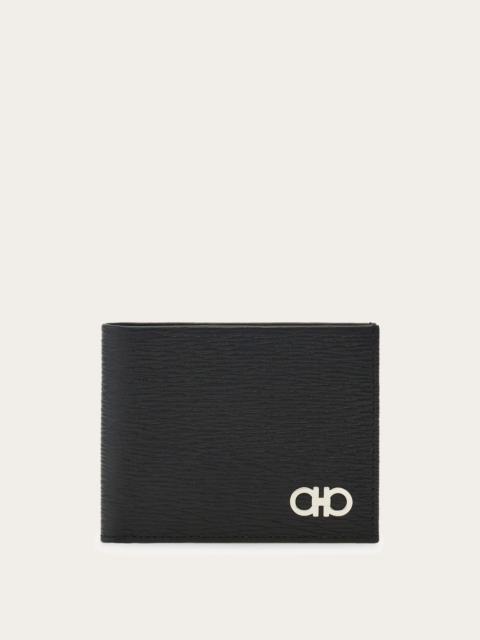 FERRAGAMO Gancini wallet