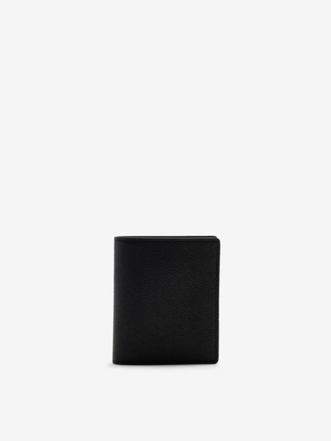 Bi-fold compact wallet