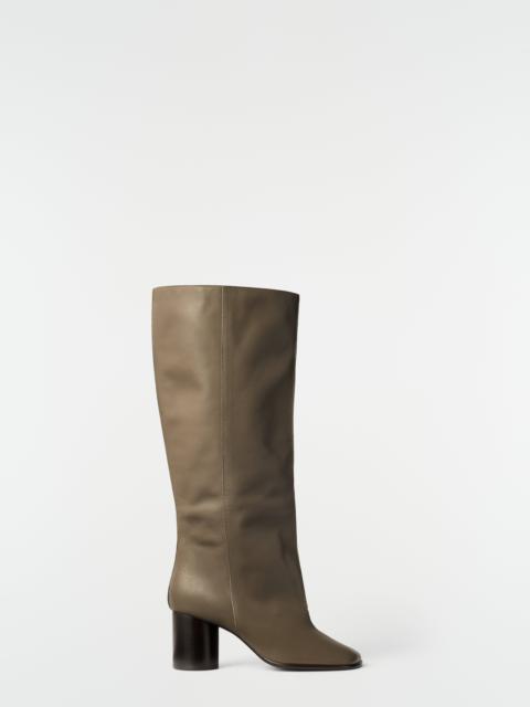Lemaire CREASE SLEEVE BOOTS IN SOFT GLOSSY LEATHER