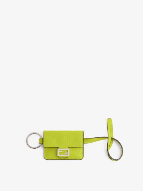FENDI Baguette coin purse with square flap and FF magnetic clasp. Keyring and adjustable strap for hooking