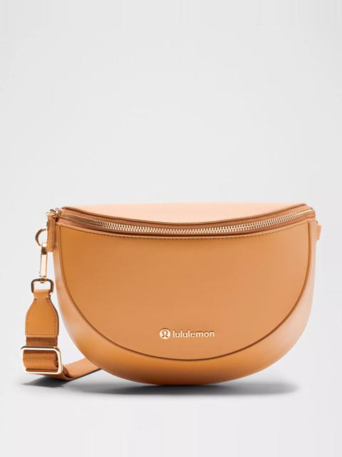 lululemon Leather Alternative Saddle Crossbody Bag 2L