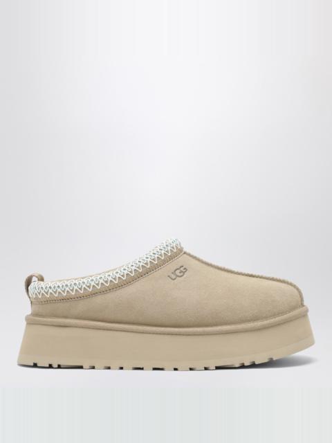 UGG Tazz II clogs in sand/white