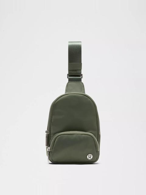 lululemon Everywhere Sling Bag Small 2L
