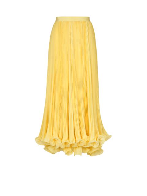 Long pleated skirt with ruffles