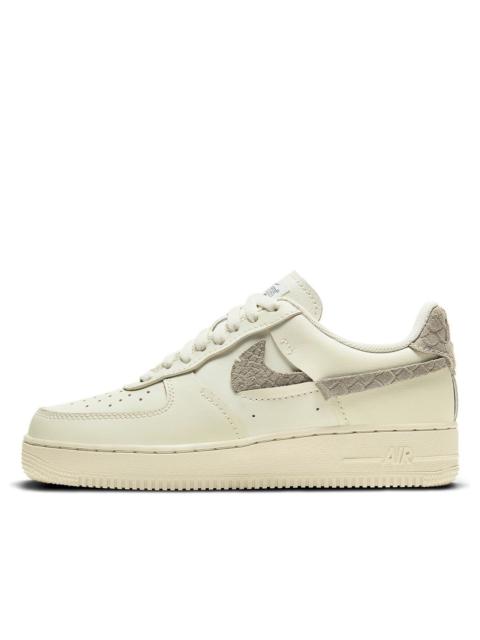 Nike (WMNS) Nike Air Force 1 LXX 'Sea Glass Python' DH3869-001
